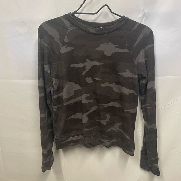 Athleta Girl Camo Wrap Sweatshirt - Picture 1 of 5